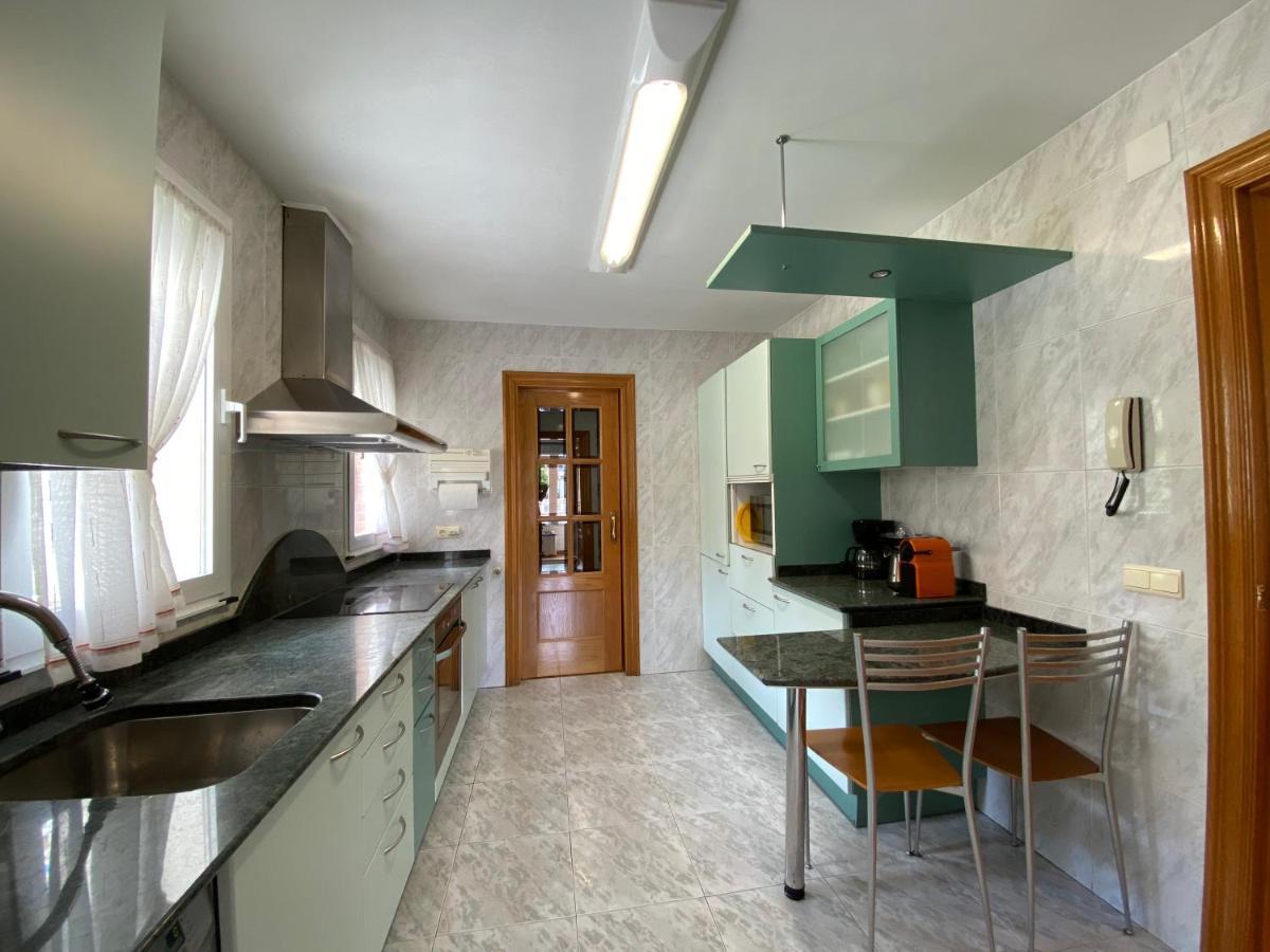 Casa Chalet Jardin Particular Ideal Grupos Y Familias Baranain المظهر الخارجي الصورة